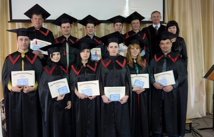 Вручення дипломів бакалавра теології
